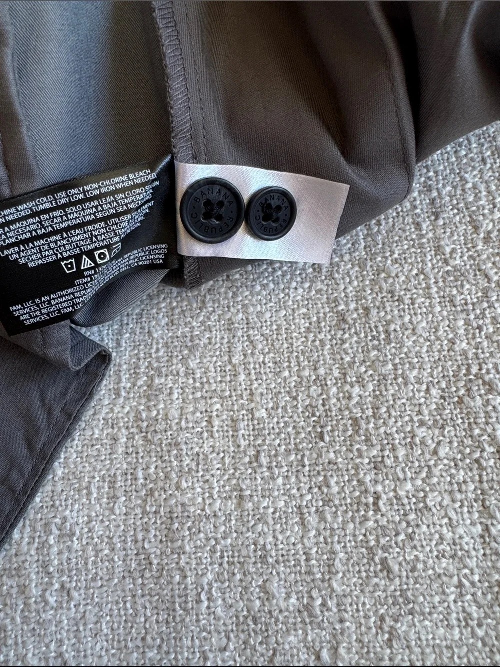 Banana Republic clean flat